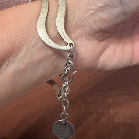 Silver Tone Geometric Wave Chain Link Boho Bracelet - Picture 6 of 6